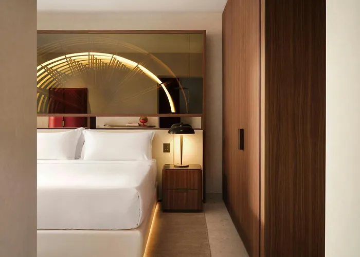 W 5* Florence