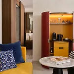 W فندق 5*