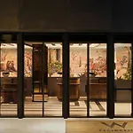 W فندق 5*